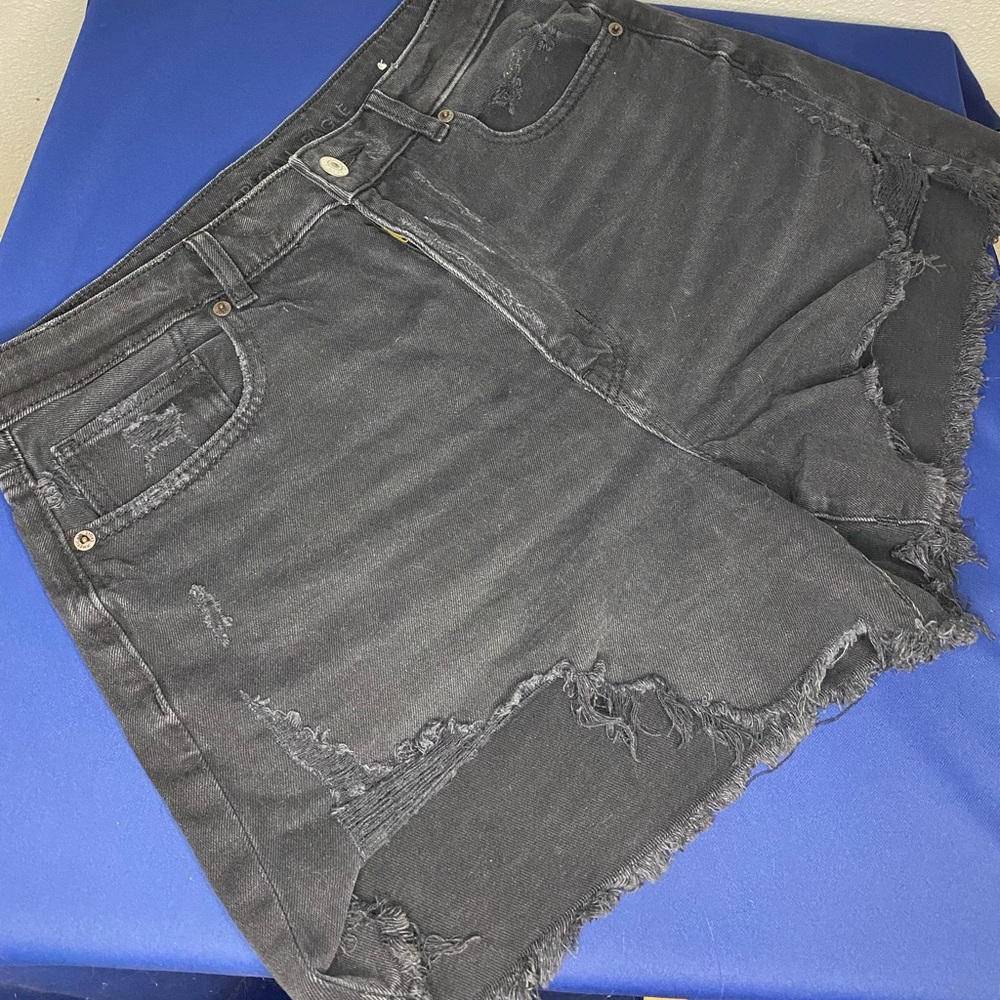 Black American Eagle jeans shorts